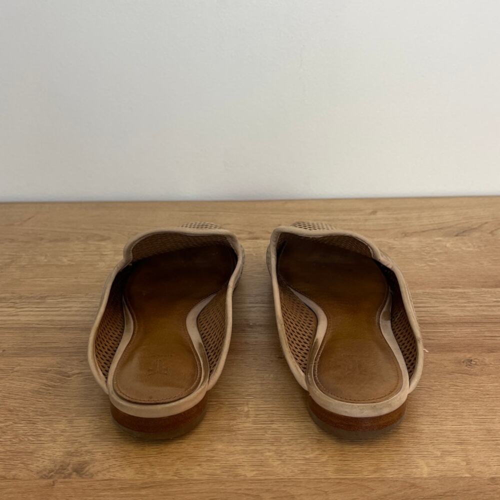Frye Women's Gwen Perforated Suede Flat Mules Tan Size 7 Boho Cushioned Slip On - Picture 4 of 6